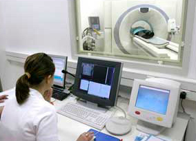Cursos de programación avances y principios de tomografía axial computerizada dirigido a médicos